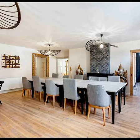 Aux Portes De La Baie *